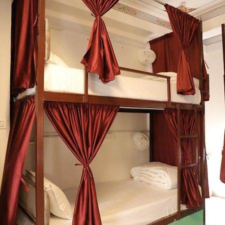 Hostel Funky Bunky Udaipur Ngoại thất bức ảnh