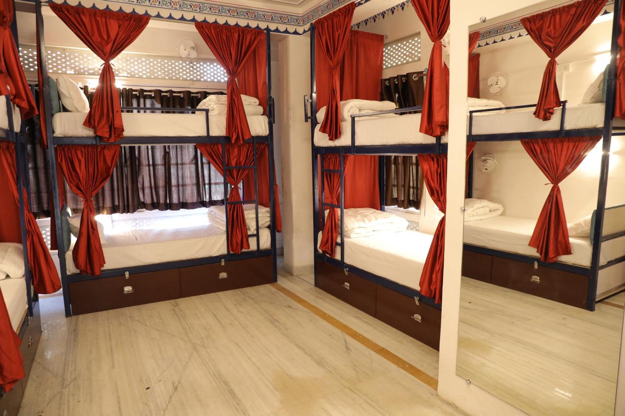 Hostel Funky Bunky Udaipur Ngoại thất bức ảnh