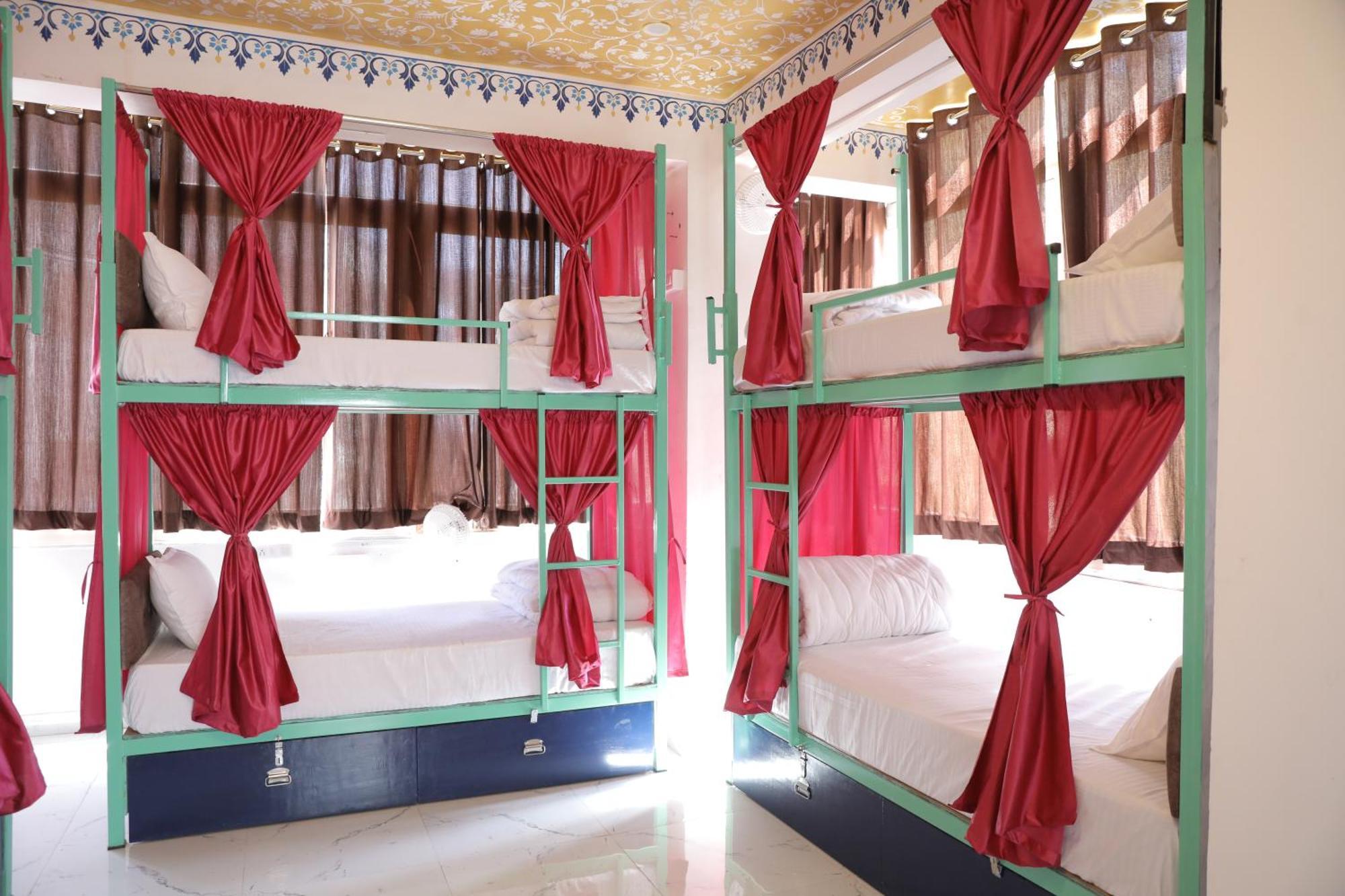 Hostel Funky Bunky Udaipur Ngoại thất bức ảnh