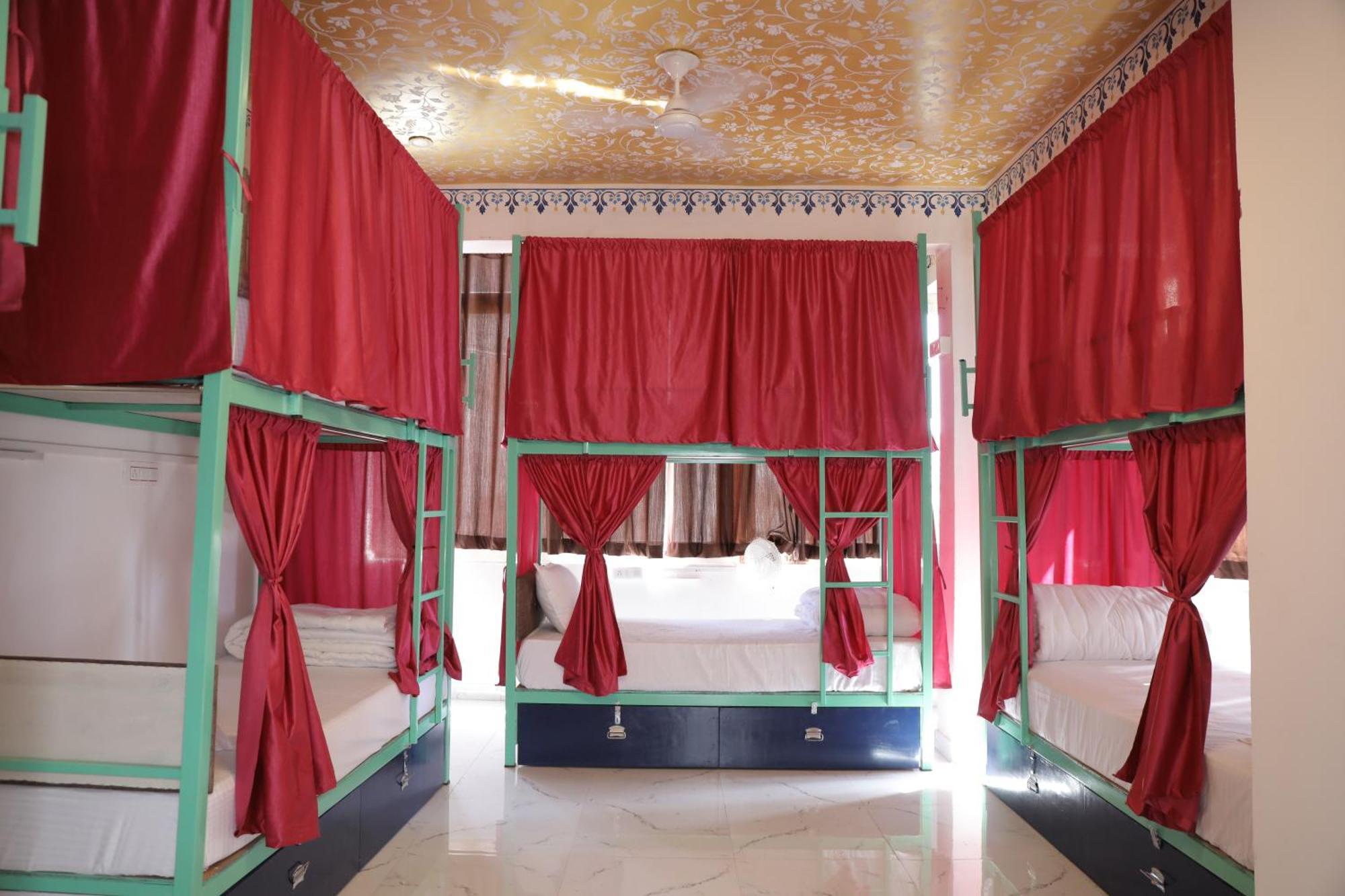 Hostel Funky Bunky Udaipur Ngoại thất bức ảnh