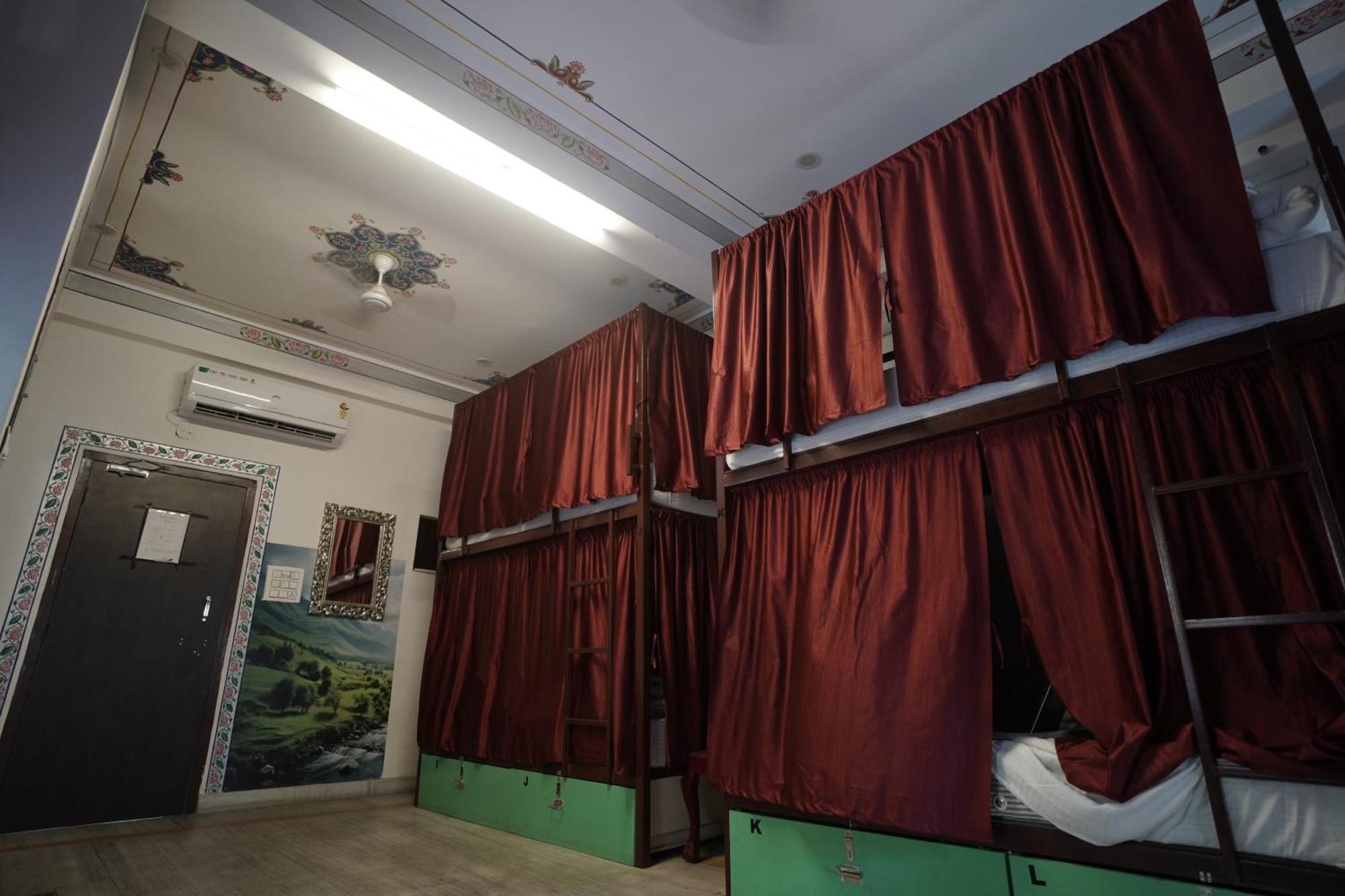 Hostel Funky Bunky Udaipur Ngoại thất bức ảnh