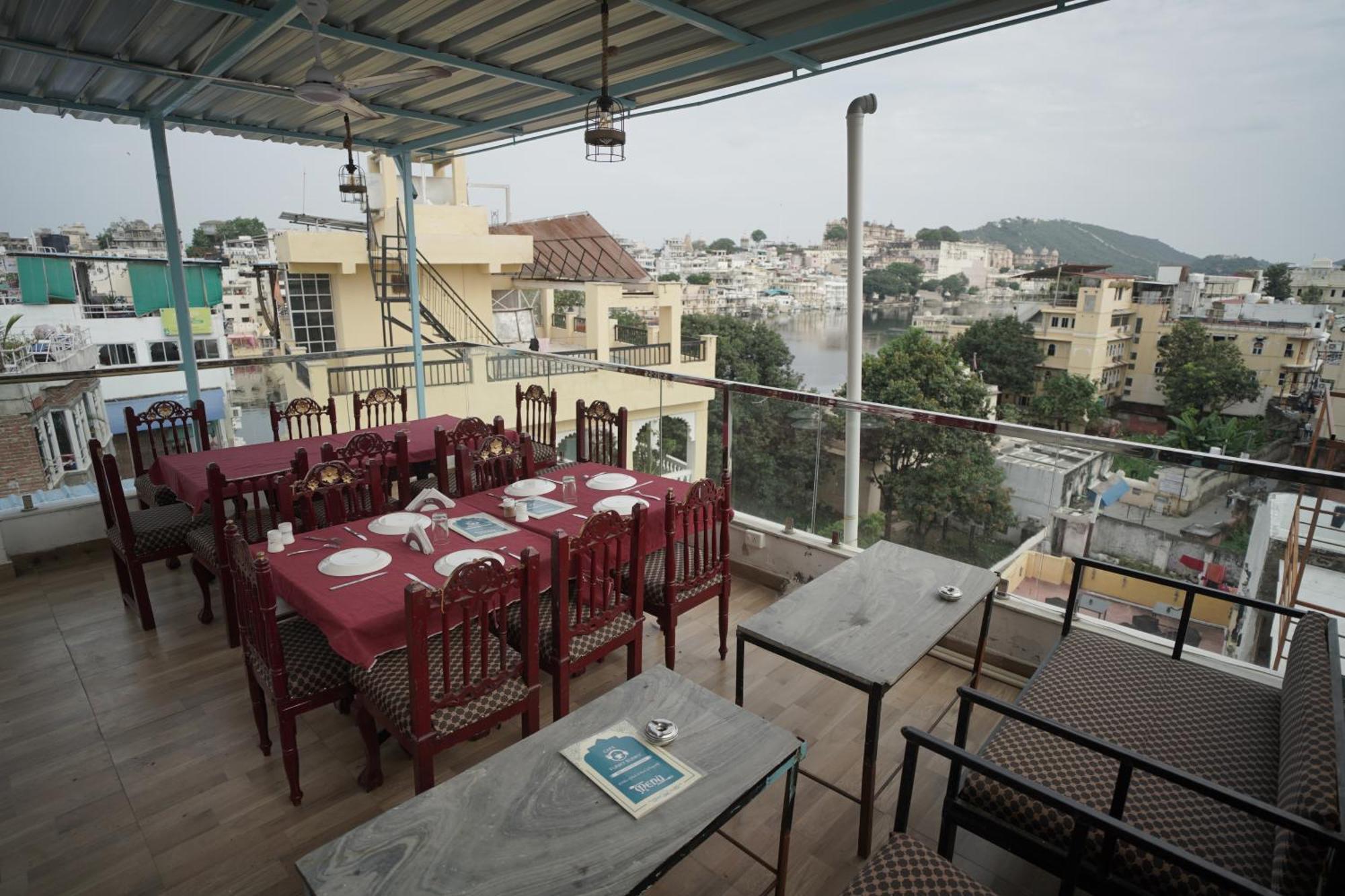 Hostel Funky Bunky Udaipur Ngoại thất bức ảnh