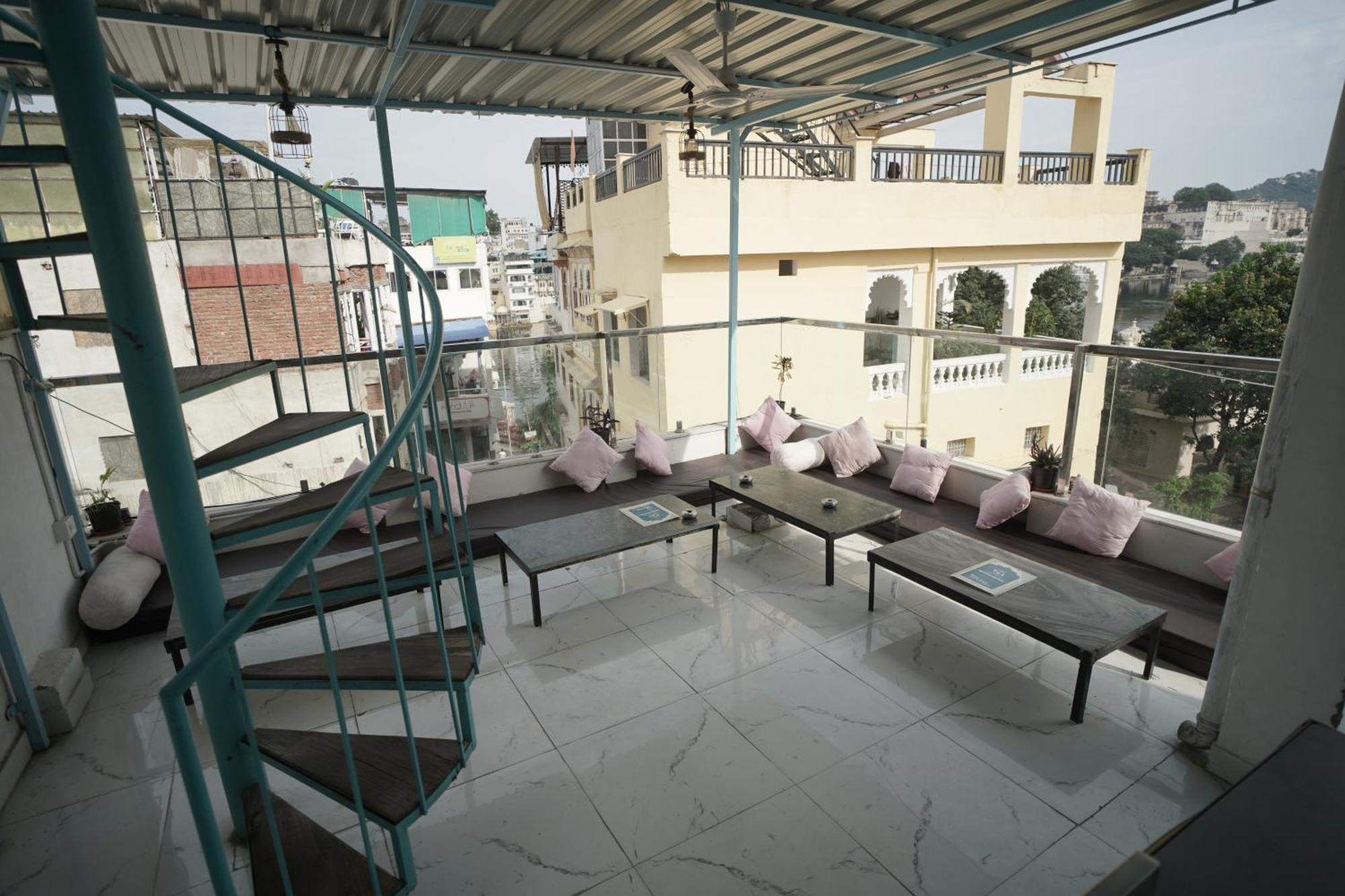 Hostel Funky Bunky Udaipur Ngoại thất bức ảnh