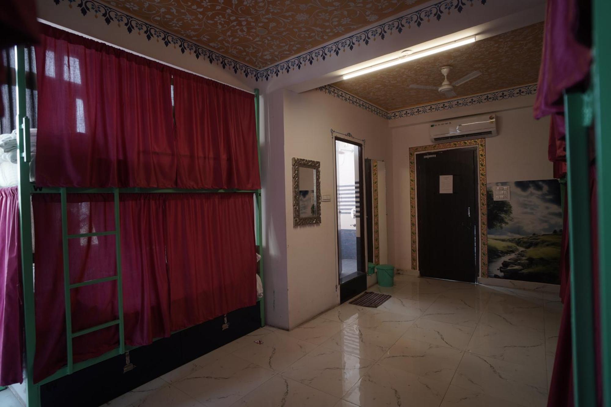 Hostel Funky Bunky Udaipur Ngoại thất bức ảnh