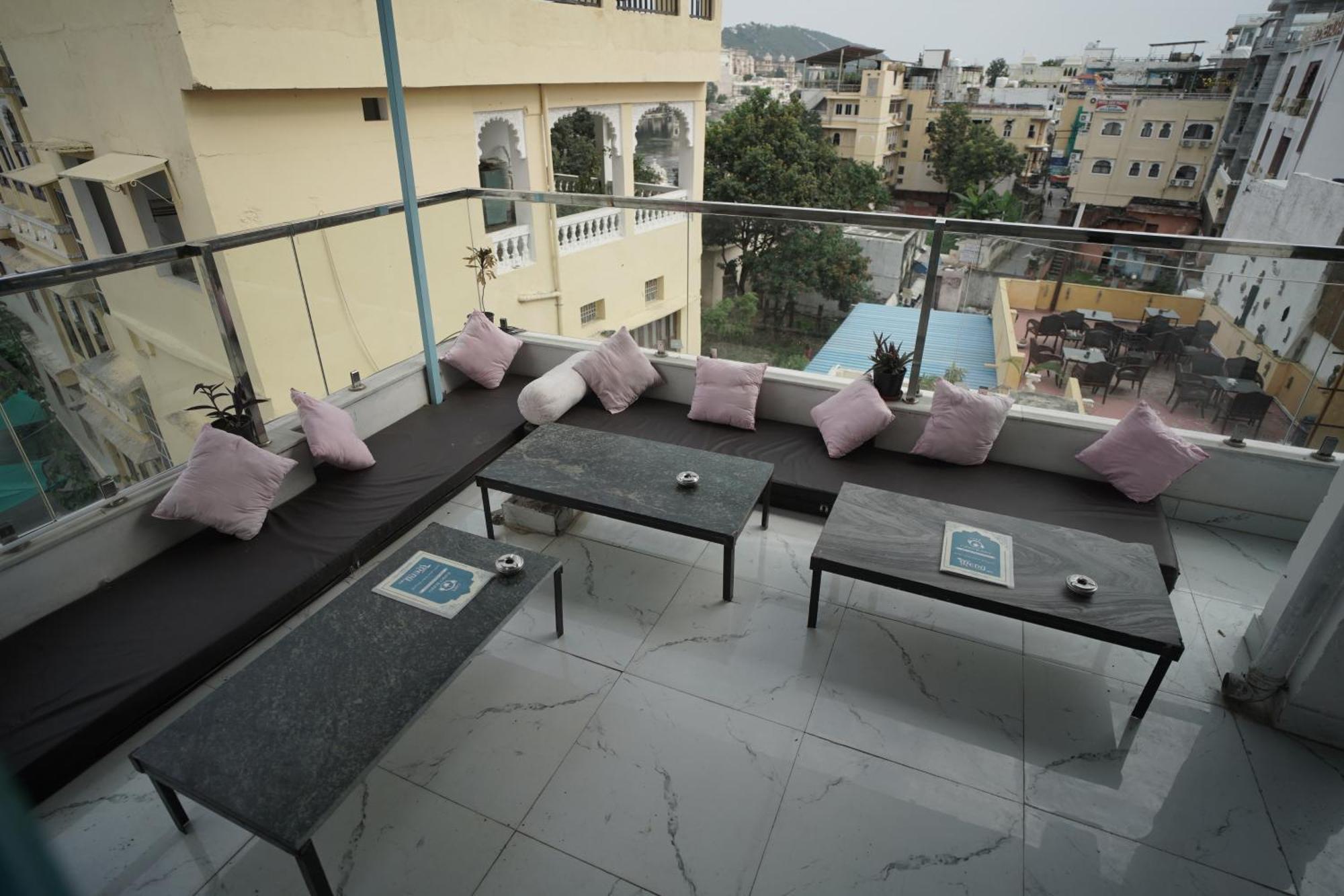 Hostel Funky Bunky Udaipur Ngoại thất bức ảnh
